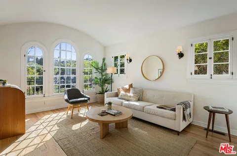$1,899,000 | 2644 Armstrong Avenue, Los Angeles, CA 90039