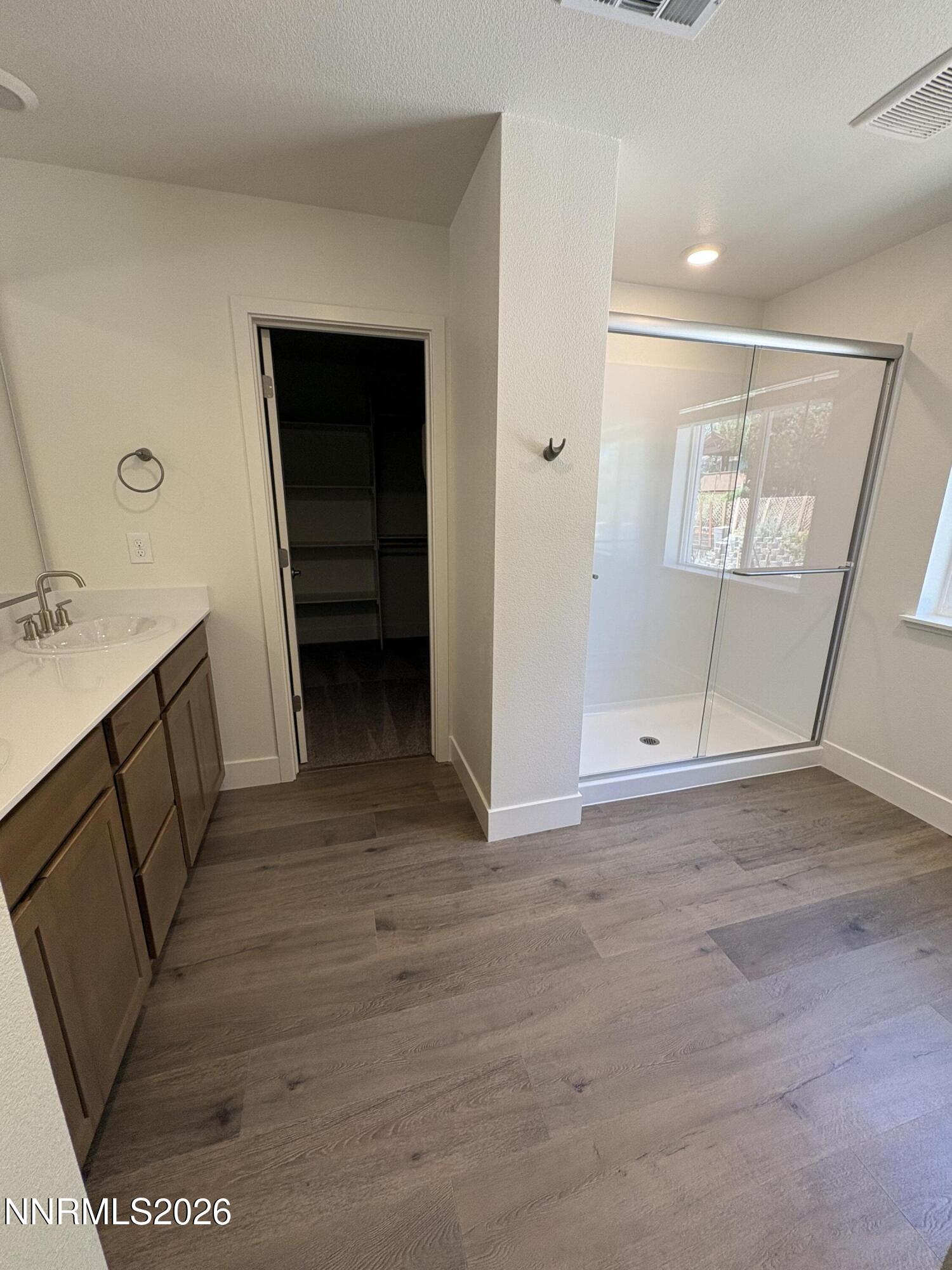 1171 Arrastra Road Reno, NV 89512 - Photo 11 of 18 Primary Bathroom2