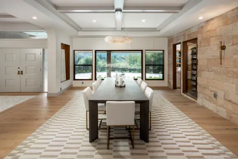 $8,868,000 | 26201 Dori Lane, Los Altos Hills, CA 94022