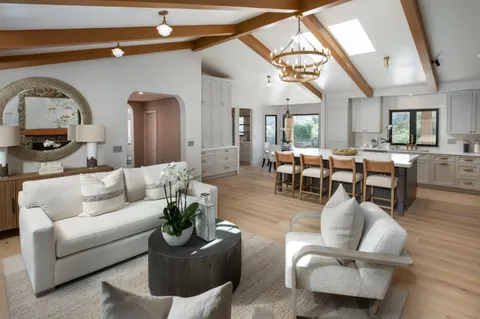 $7,788,000 | 26201 Dori Lane, Los Altos Hills, CA 94022