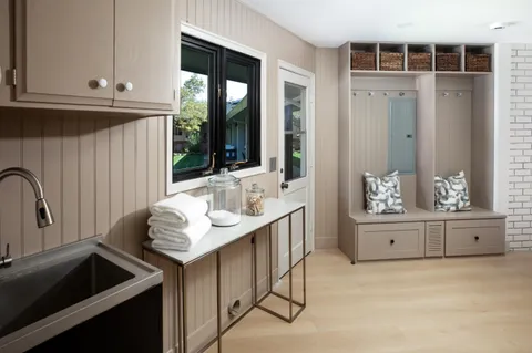 $8,868,000 | 26201 Dori Lane, Los Altos Hills, CA 94022