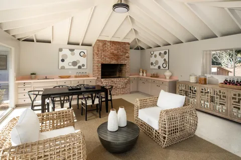 $8,868,000 | 26201 Dori Lane, Los Altos Hills, CA 94022