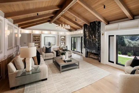 $8,868,000 | 26201 Dori Lane, Los Altos Hills, CA 94022