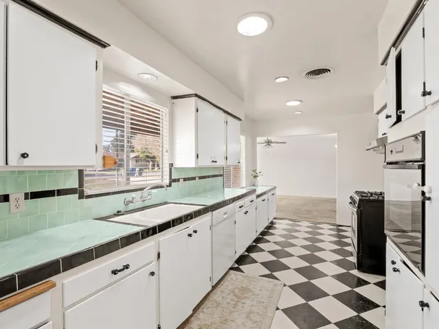 $515,000 | 4430 North Teilman Avenue, Fresno, CA 93705