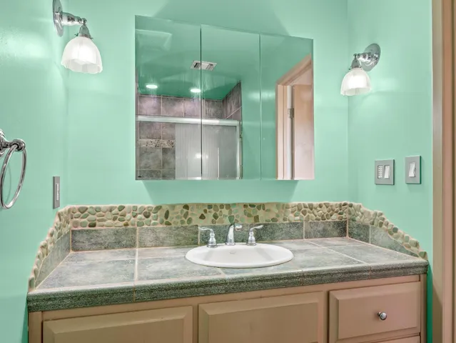 $515,000 | 4430 North Teilman Avenue, Fresno, CA 93705