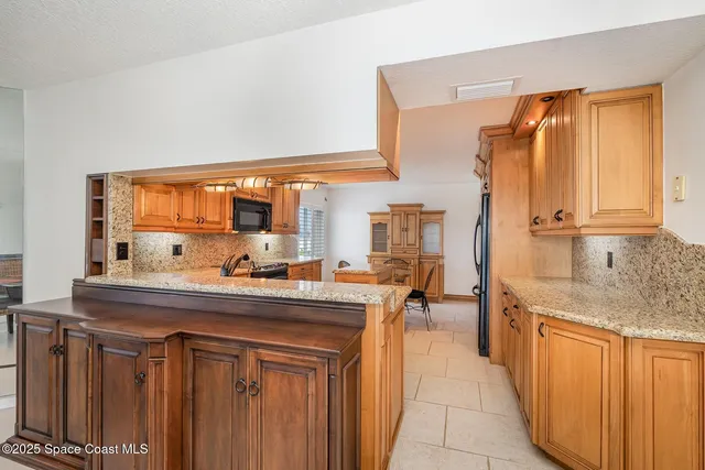 $675,000 | 3400 Ocean Beach Boulevard, Unit 515, Cocoa Beach, FL 32931