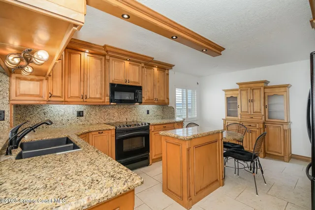 $675,000 | 3400 Ocean Beach Boulevard, Unit 515, Cocoa Beach, FL 32931