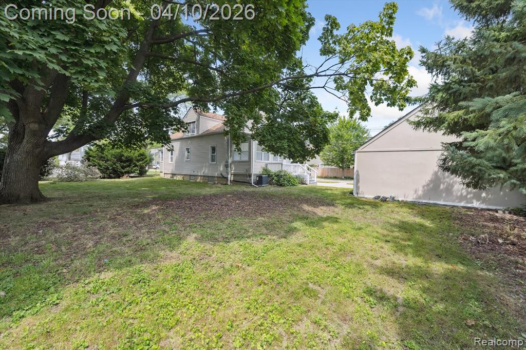 3690 Phillips Avenue Berkley, MI 48072 - Photo 28 of 33