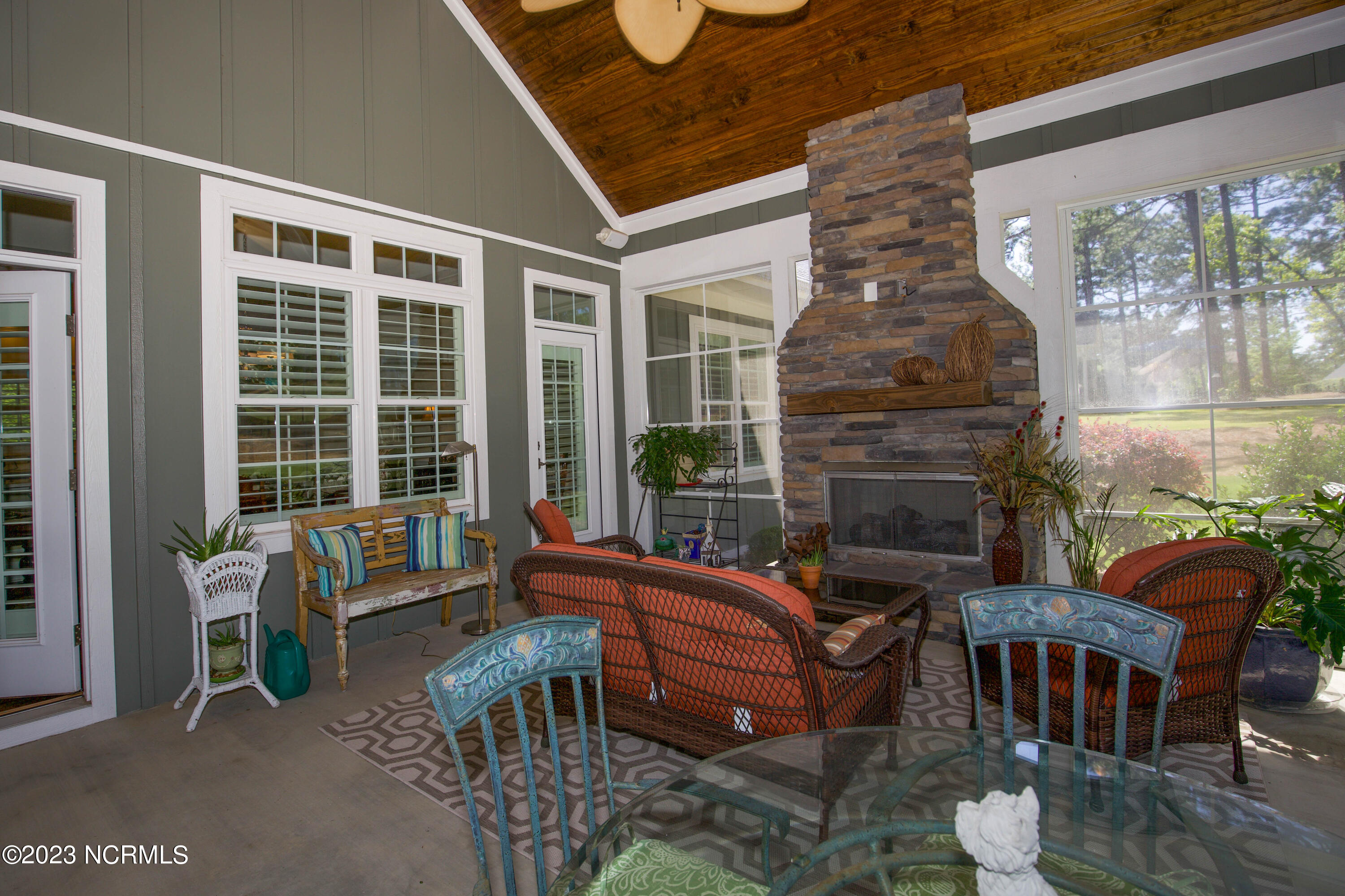 153 National Drive Pinehurst, NC 28374 - Photo 28 of 60 Great space for entertaining.