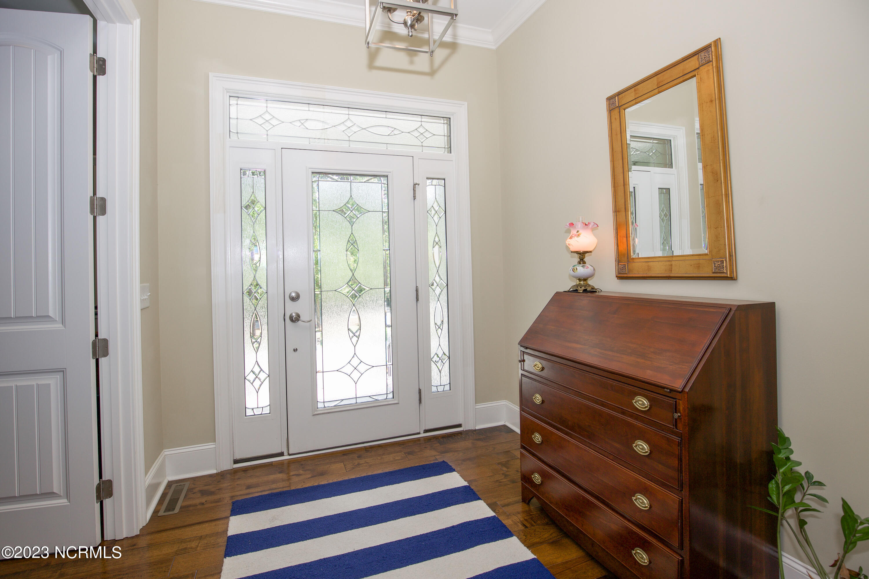 153 National Drive Pinehurst, NC 28374 - Photo 5 of 60 Foyer
