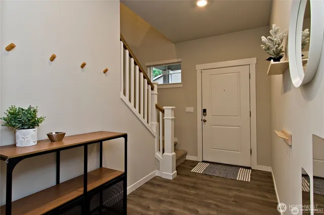 $3,950 | 28252 33rd Place South, Auburn, WA 98001