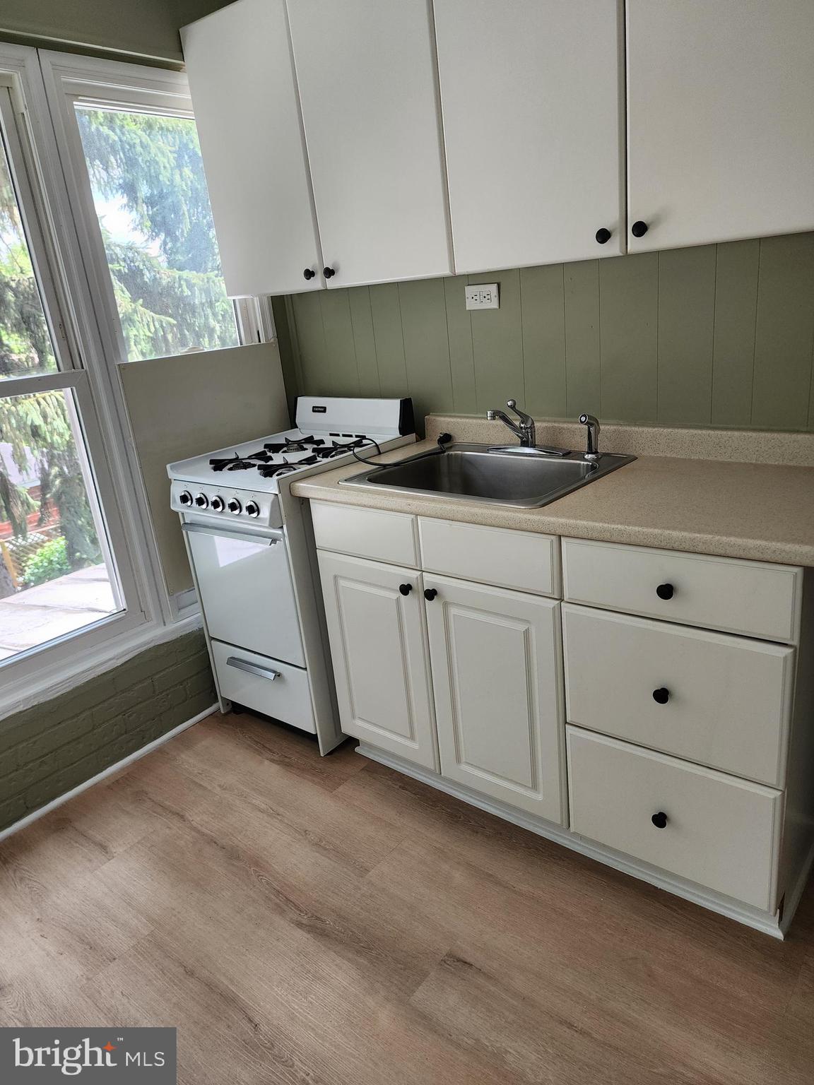 316 Upper College Terrace, Unit 2 Frederick, MD 21701 - Photo 4 of 13