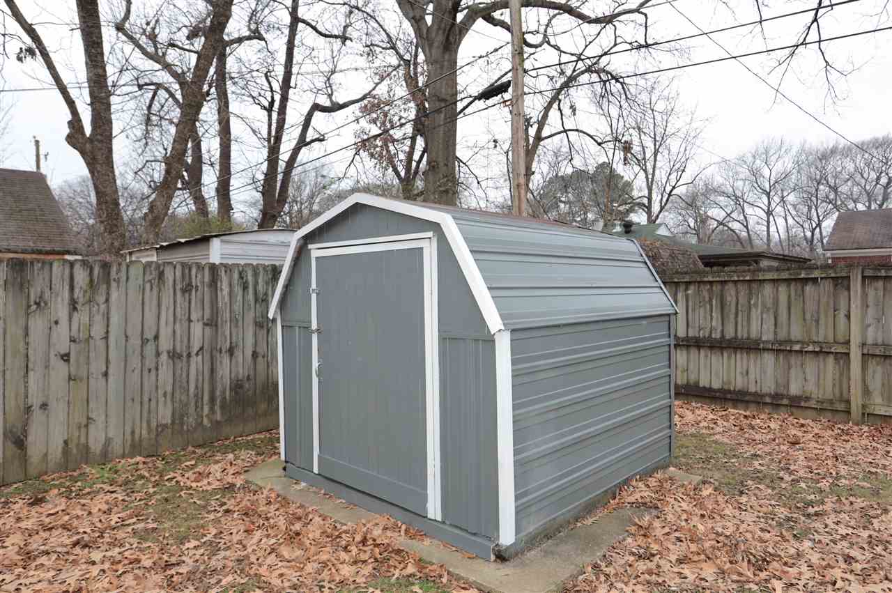 1713 Ronda Street Memphis, TN 38108 - Photo 4 of 15 Gallery Image 4