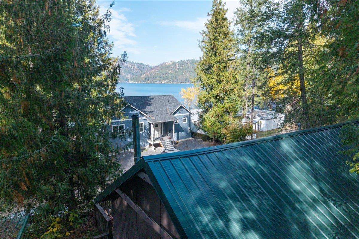 4106 Tamarack Beach Road Loon Lake, WA 99148 - Photo 17 of 22 Gallery Image 17