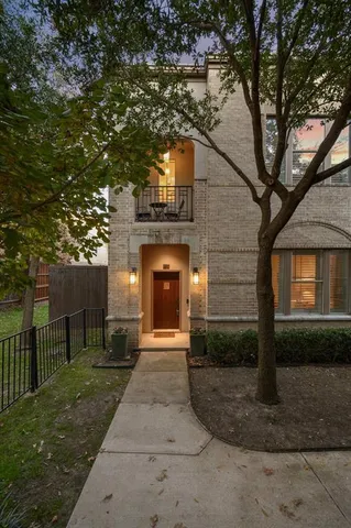 $739,000 | 6269 Oram Street, Unit 23, Dallas, TX 75214