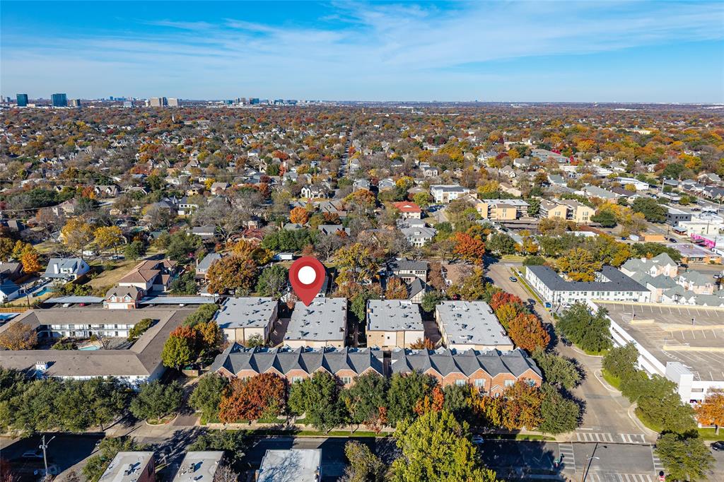 6269 Oram Street, Unit 23 Dallas, TX 75214 - Photo 36 of 39 an aerial view of multiple house