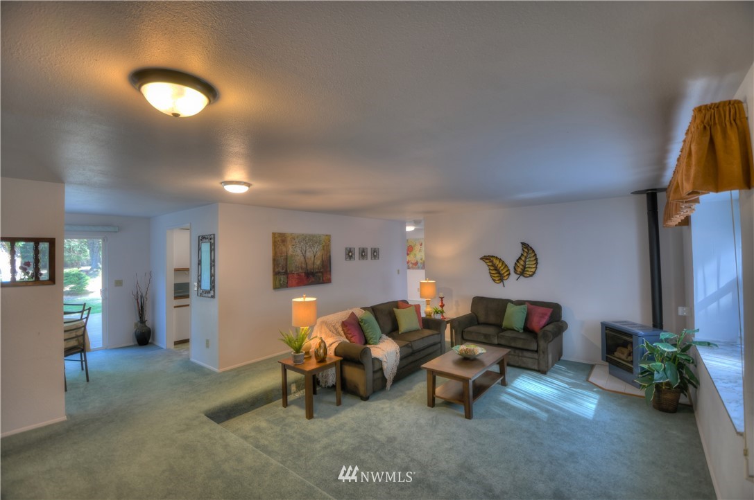 9224 Mullen Road Southeast Olympia, WA 98513 - Photo 2 of 25 Gallery Image 2