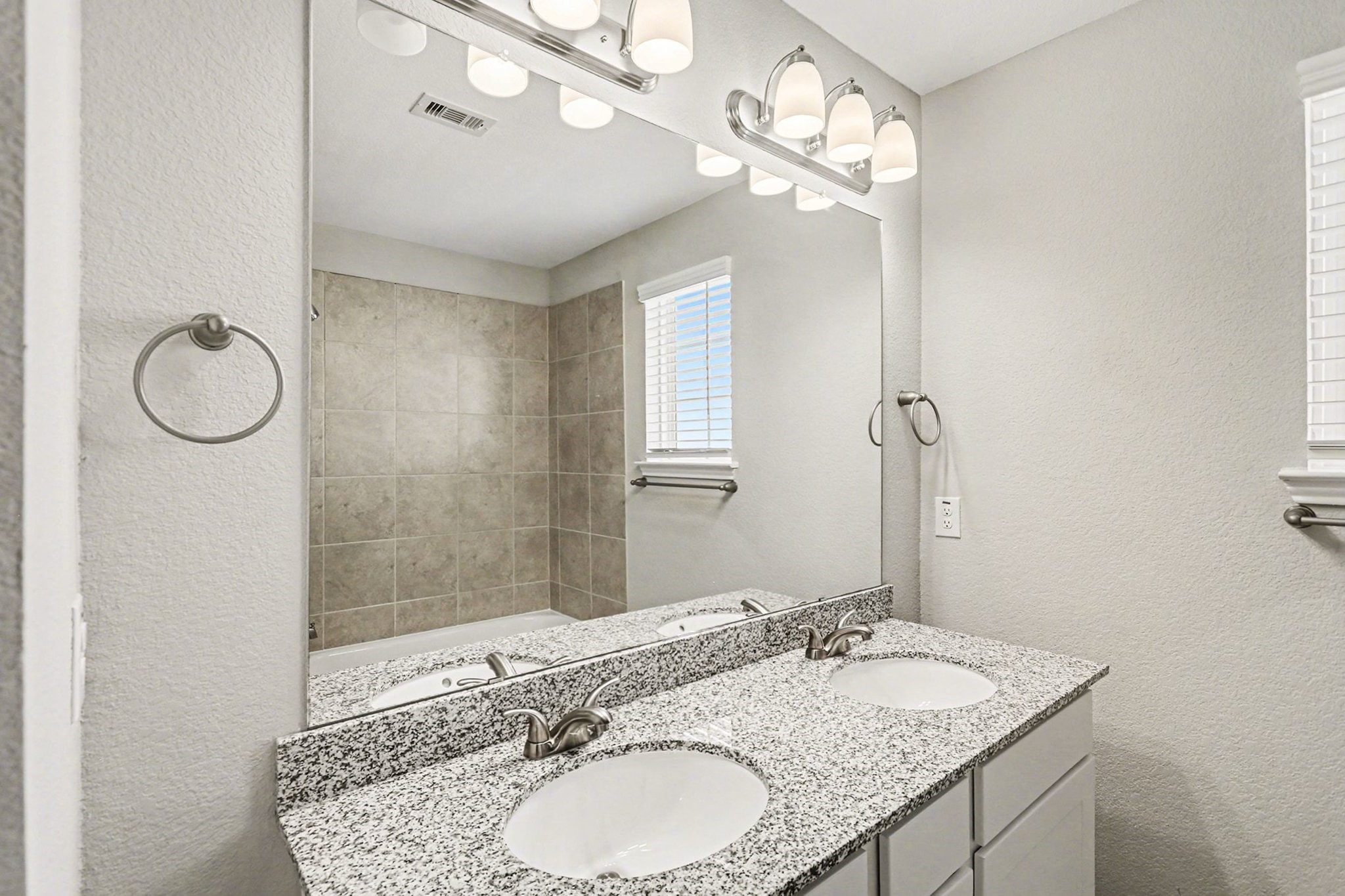 19602 Pradera Meadows Loop Rosharon, TX 77583 - Photo 16 of 47