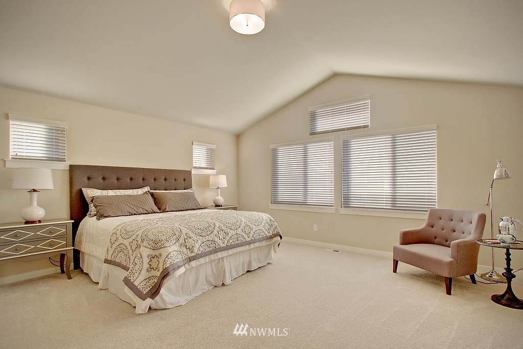 4325 ( 12) 225th Place Southeast Bothell, WA 98021 - Photo 10 of 15 Gallery Image 10