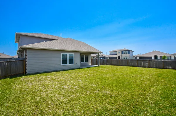 $2,650 | 8034 House Bank Lane, Rosharon, TX 77583