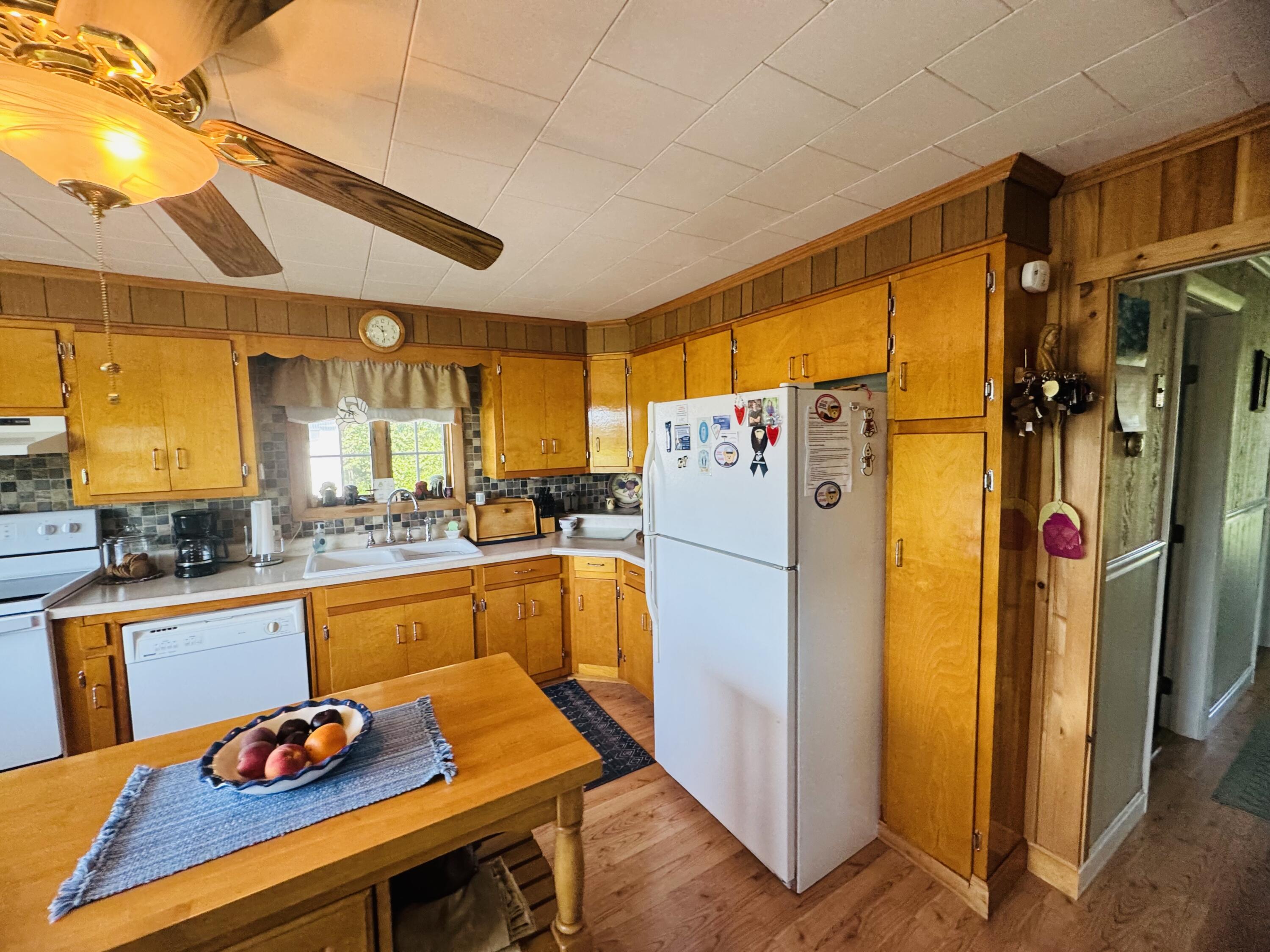 1710 Van Buren Road Caribou, ME 04736 - Photo 20 of 40 IMG_3670