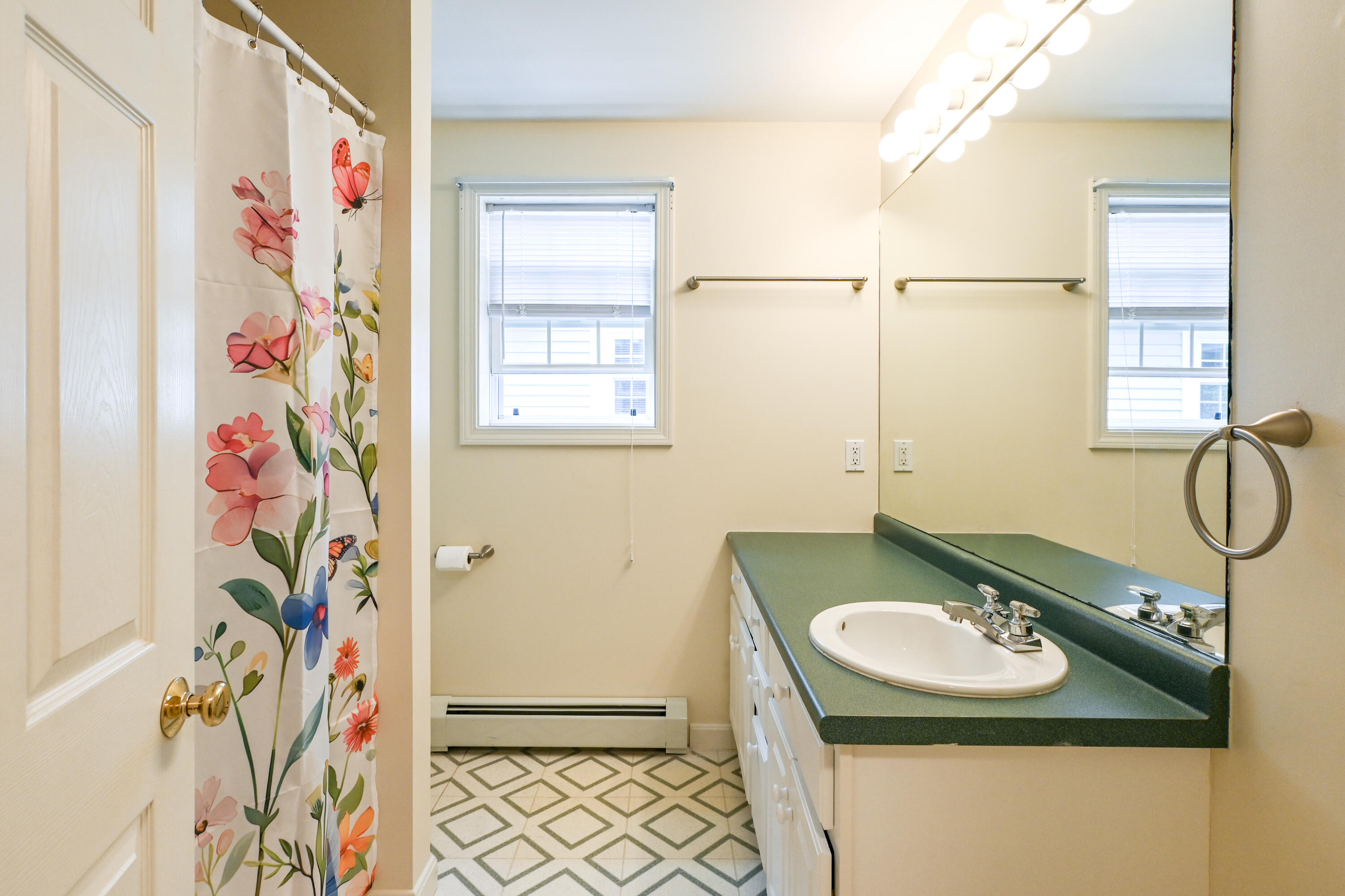 19 Pine Valley Road Old Orchard Beach, ME 04064 - Photo 36 of 56 19PineValleyRd-19