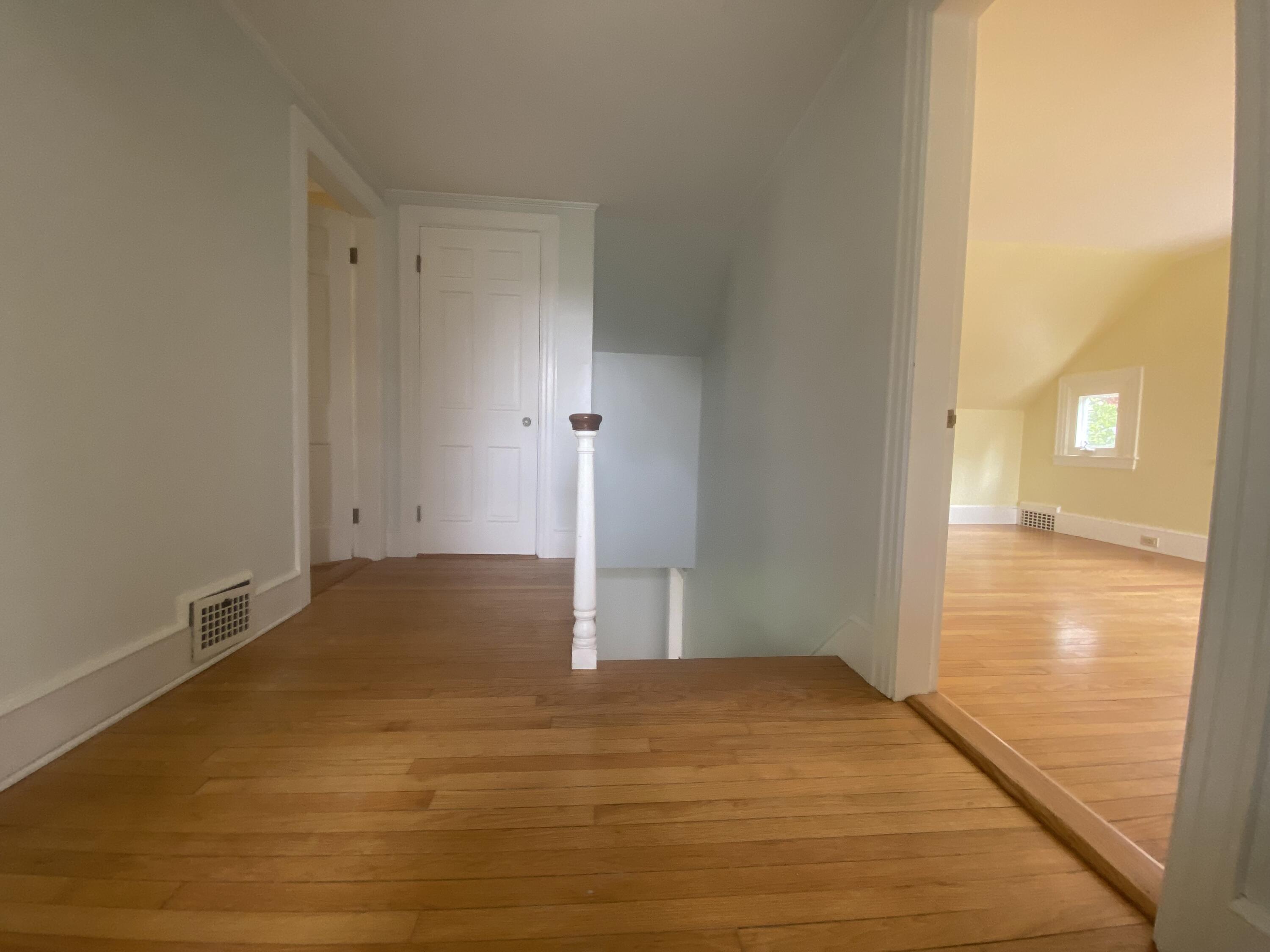 211 Allen Avenue Portland, ME 04103 - Photo 16 of 31 Hallway