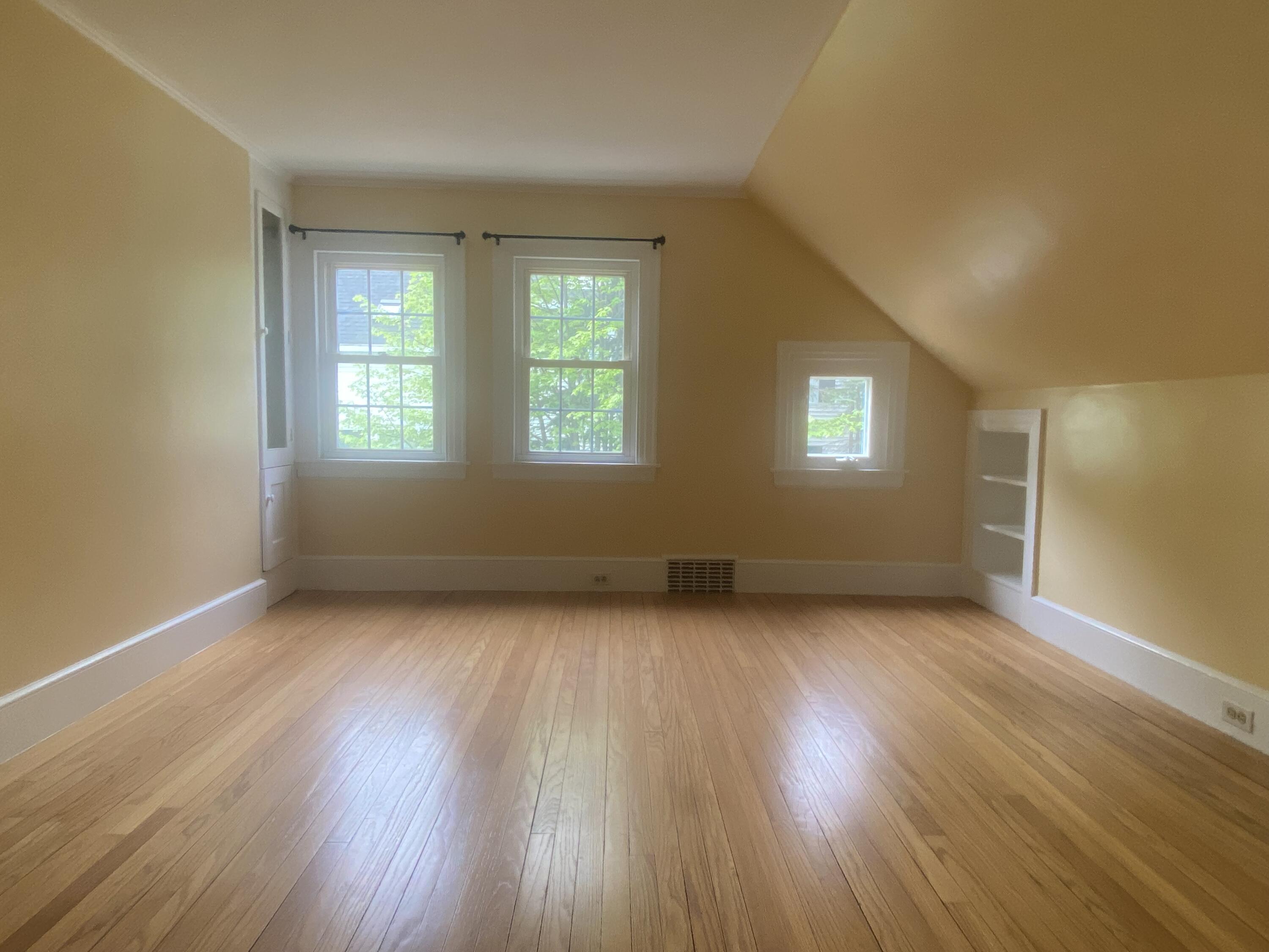 211 Allen Avenue Portland, ME 04103 - Photo 20 of 31 Bedroom 3