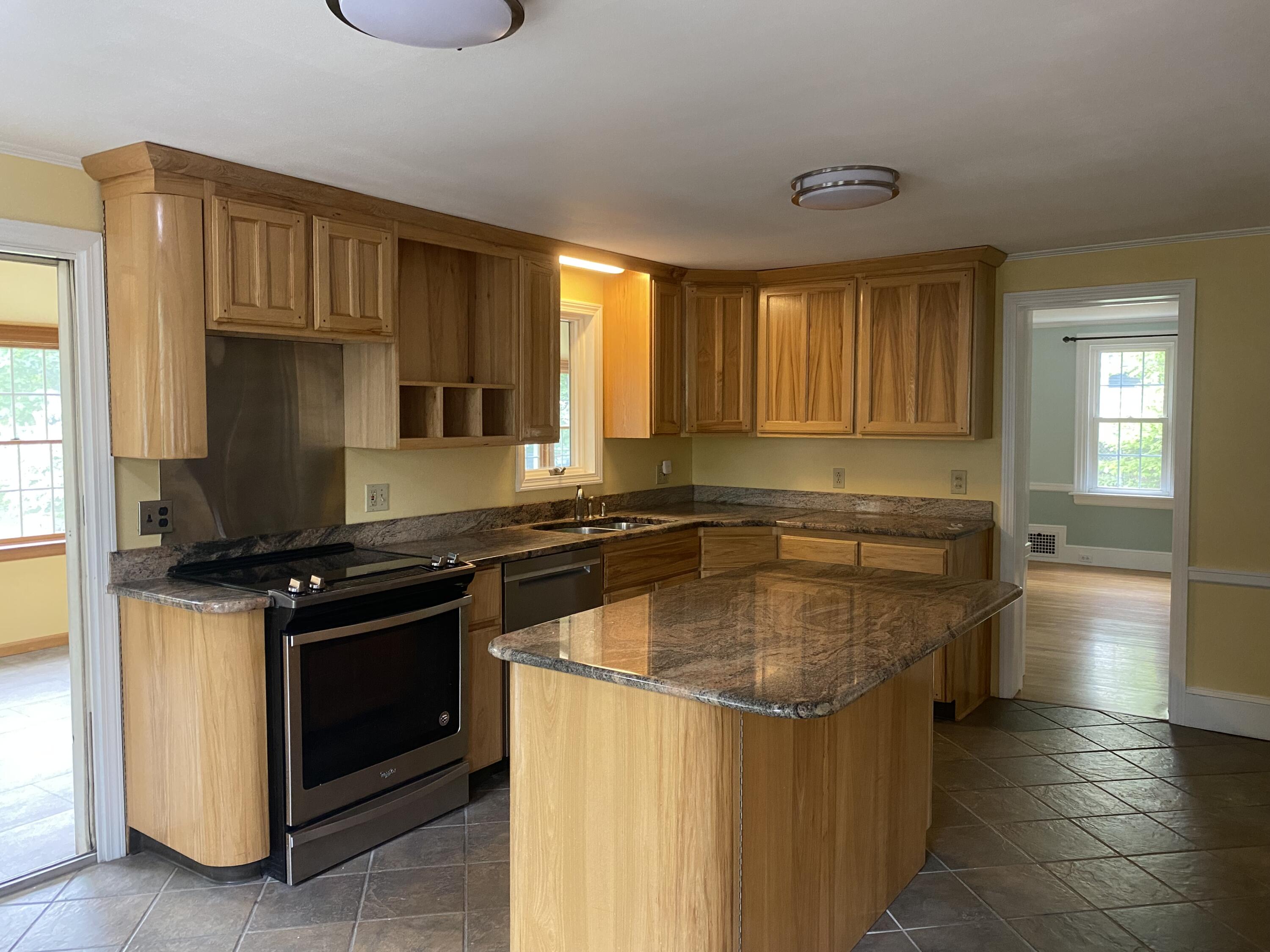211 Allen Avenue Portland, ME 04103 - Photo 4 of 31 Kitchen