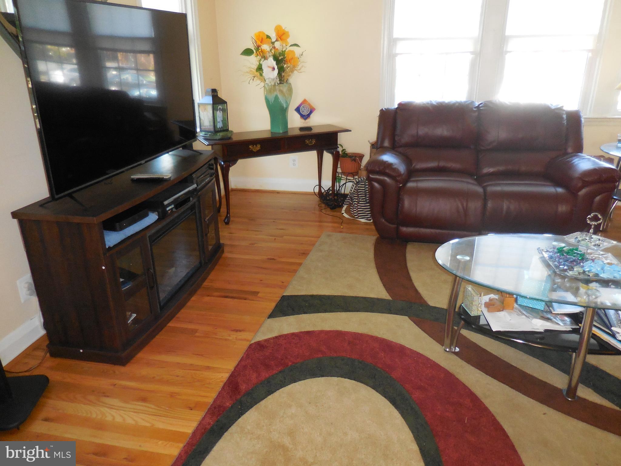 1744 Aberdeen Road Towson, MD 21286 - Photo 14 of 52