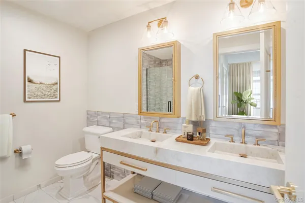 $7,500 | 695 Merrick Avenue, Unit 437, Westbury, NY 11590