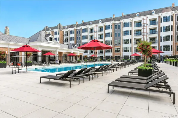 $7,500 | 695 Merrick Avenue, Unit 437, Westbury, NY 11590