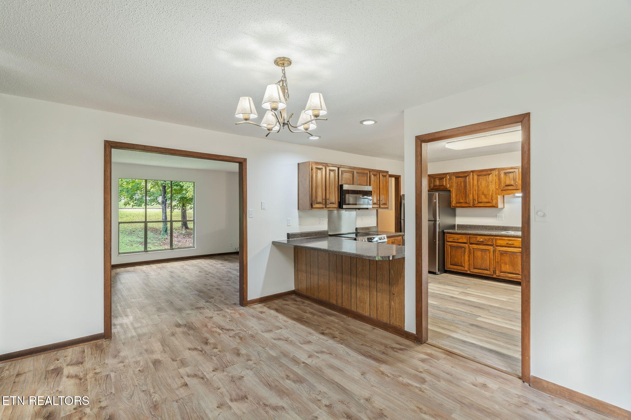101 Newport Drive Oak Ridge, TN 37830 - Photo 17 of 51 Dining Room