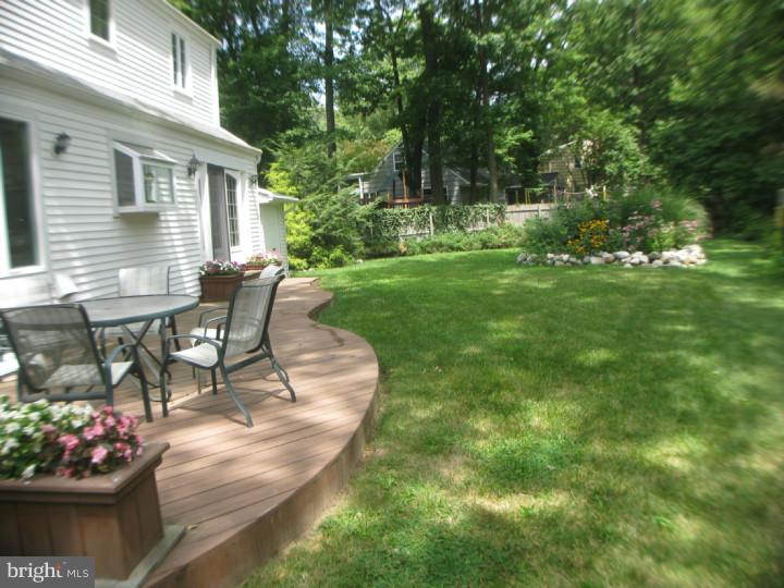 155 Laurel Road Princeton, NJ 08540 - Photo 12 of 14
