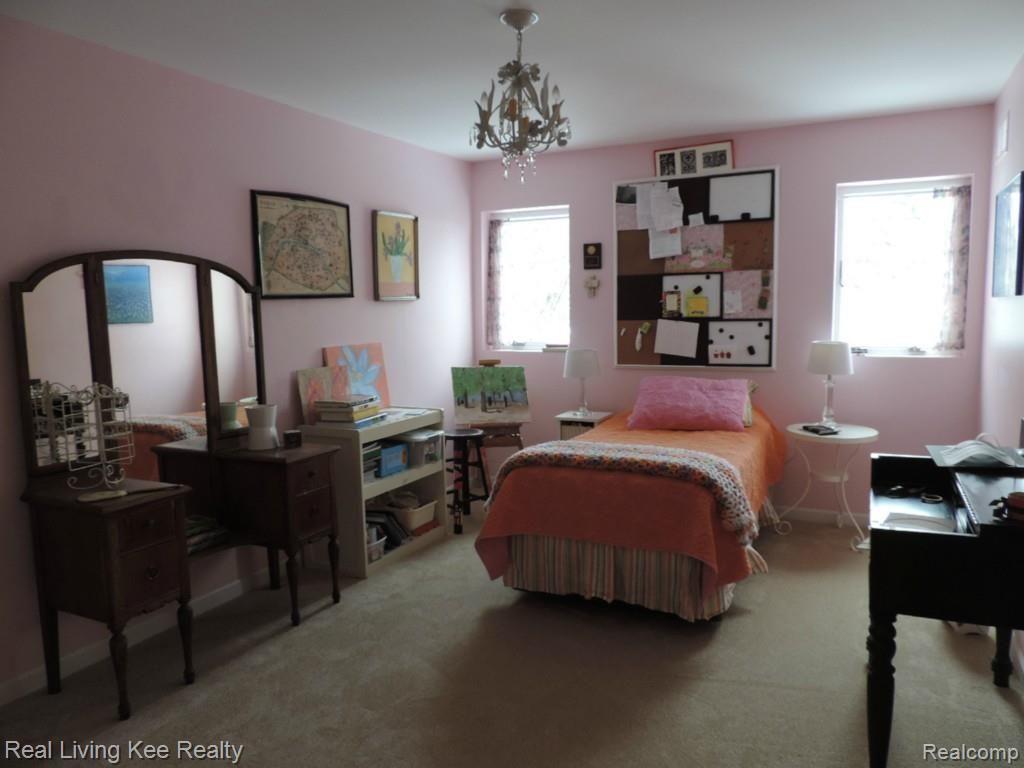 4715 Forest Ridge Court Rochester, MI 48306 - Photo 28 of 43 bedroom 2.jpg