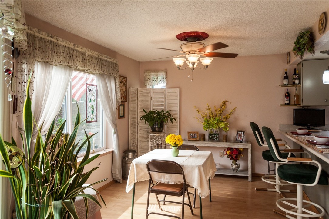 1541 Sheridan Road, Unit F1 Bremerton, WA 98310 - Photo 13 of 24 Gallery Image 13