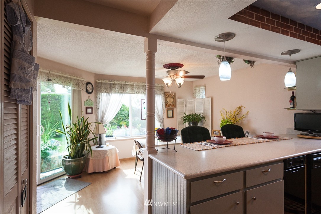1541 Sheridan Road, Unit F1 Bremerton, WA 98310 - Photo 14 of 24 Gallery Image 14