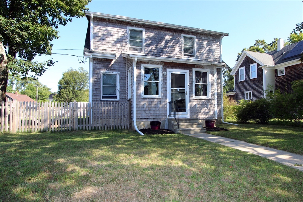 39 Highland Road Wareham, MA 02571 - Photo 3 of 34 Gallery Image 3