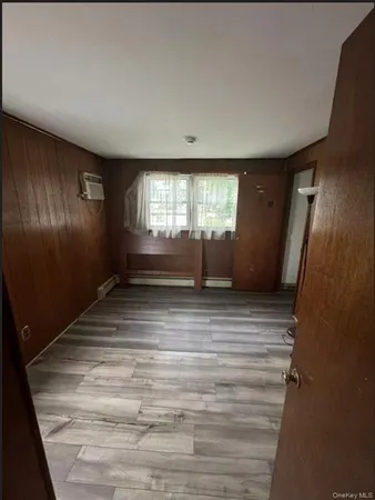 $4,000 | 42 Hollyhock Road, Levittown, NY 11756