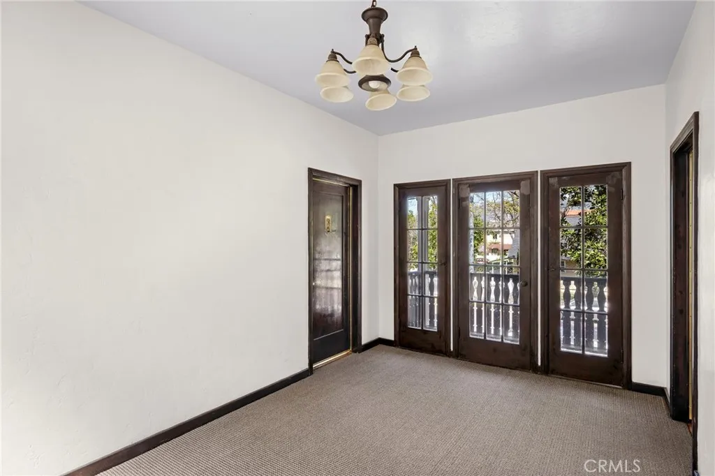 218 East Windsor Road, Unit 3 Glendale, CA 91205 - Photo 2 of 19