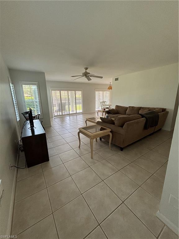 2103 Tama Circle, Unit 101 Naples, FL 34112 - Photo 10 of 37