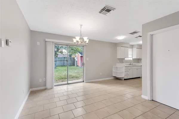 $1,475 | 743 Deercrest Street, Channelview, TX 77530