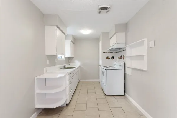 $1,475 | 743 Deercrest Street, Channelview, TX 77530