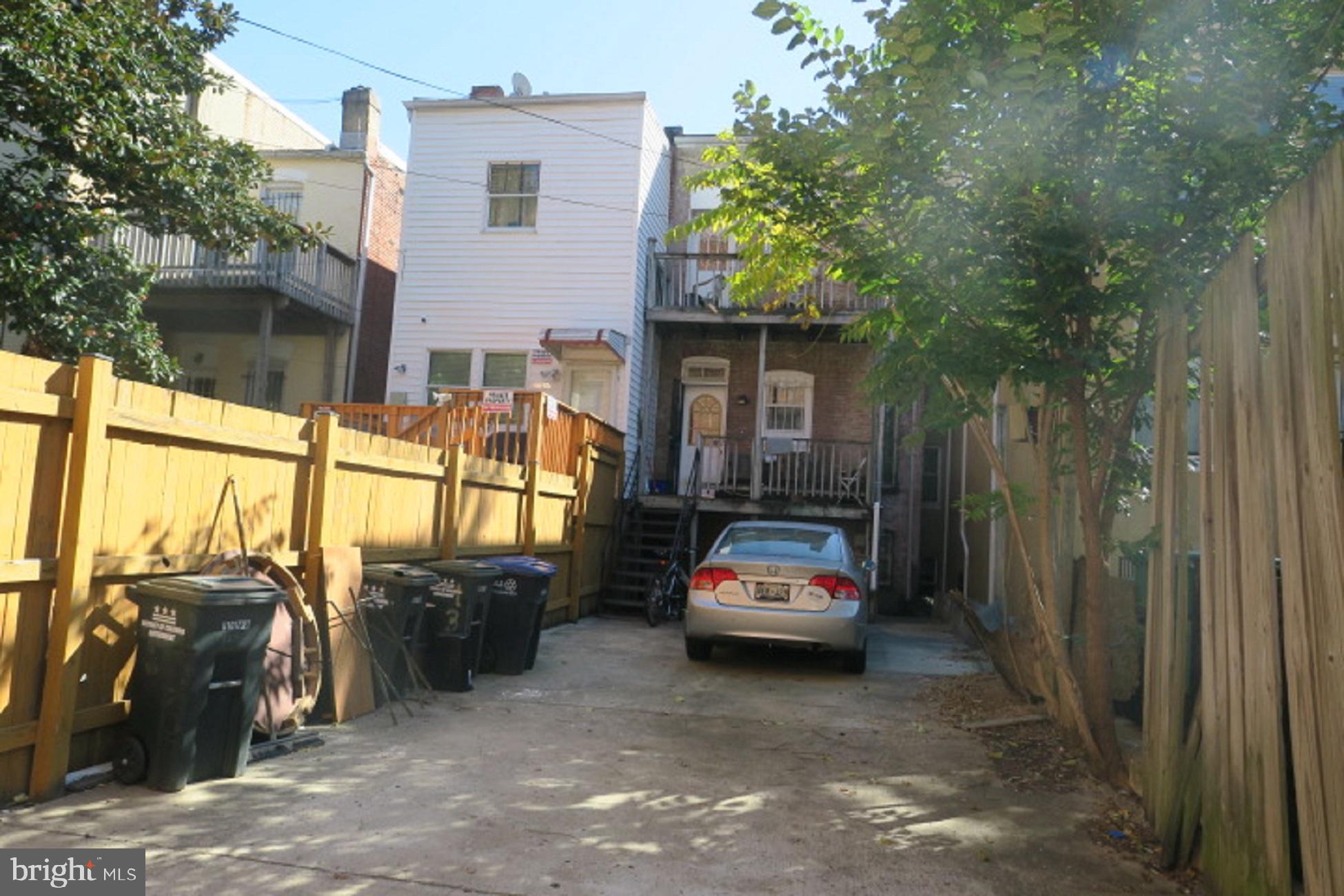 1031-basement Park Road Northwest Washington, DC 20010 - Photo 6 of 13