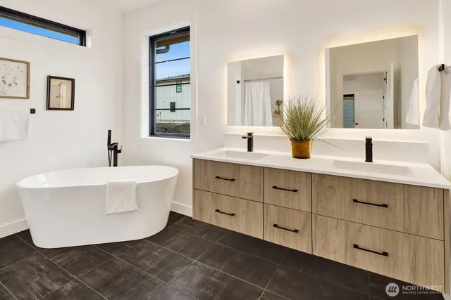 a view of bathroom with shower