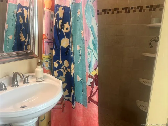 $2,400 | 1467 Southeast Andrews Street, Stuart, FL 34996