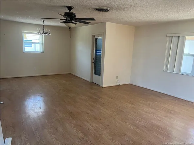 $2,400 | 1467 Southeast Andrews Street, Stuart, FL 34996