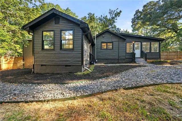 $2,100 | 1797 Willis Mill Road Southwest, Unit 1, Atlanta, GA 30311