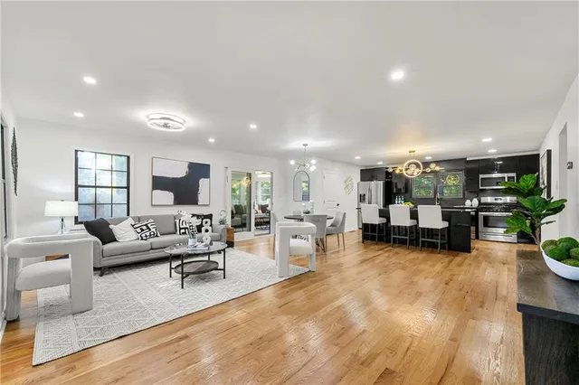 $2,100 | 1797 Willis Mill Road Southwest, Unit 1, Atlanta, GA 30311