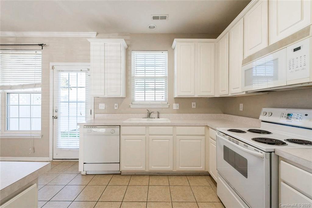 1106 Sienna Sand Way Fort Mill, SC 29708 - Photo 7 of 15